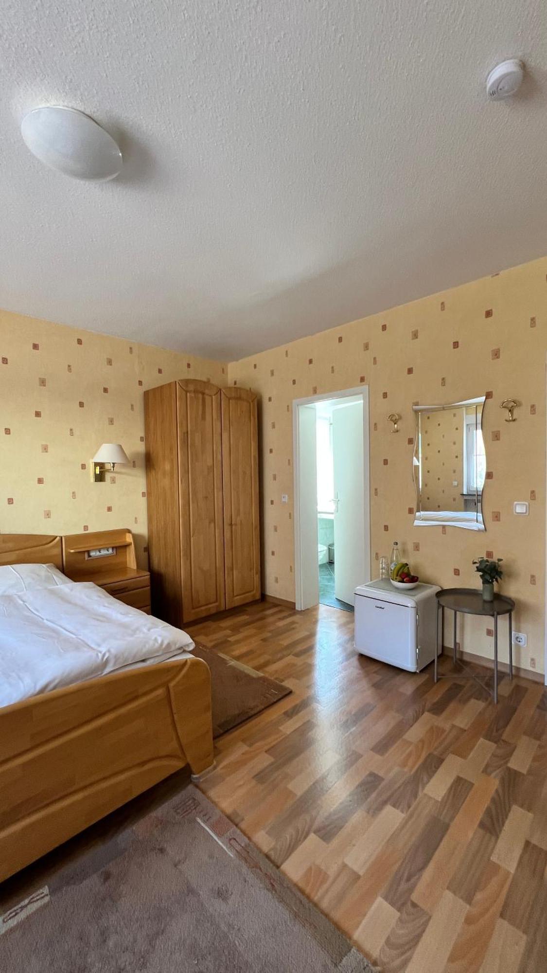 Gaestehaus Kliebenstein Saarwellingen Εξωτερικό φωτογραφία